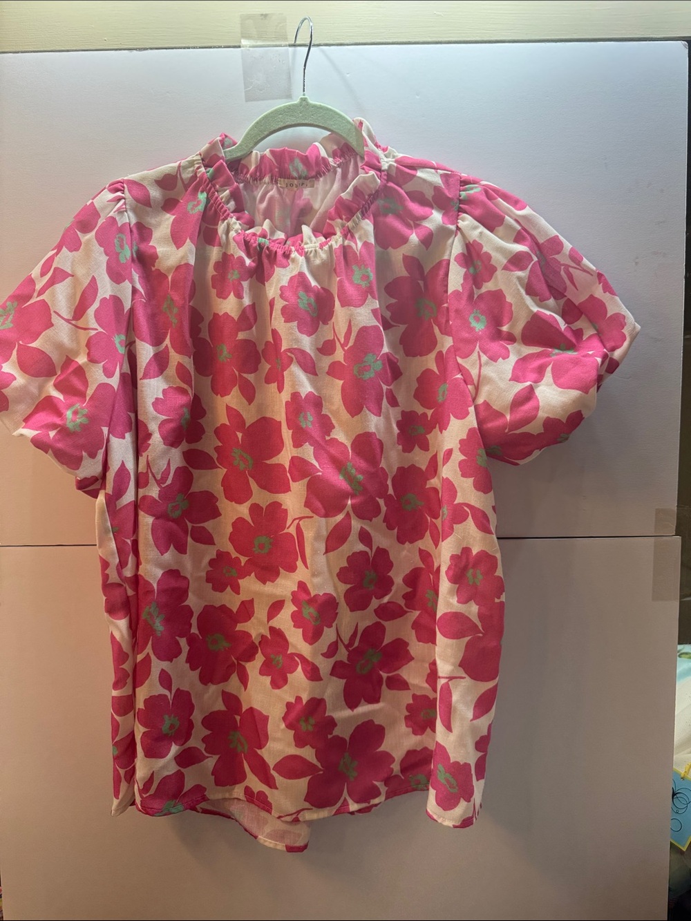 JODIFL Pink Floral Puff-Sleeve Blouse
